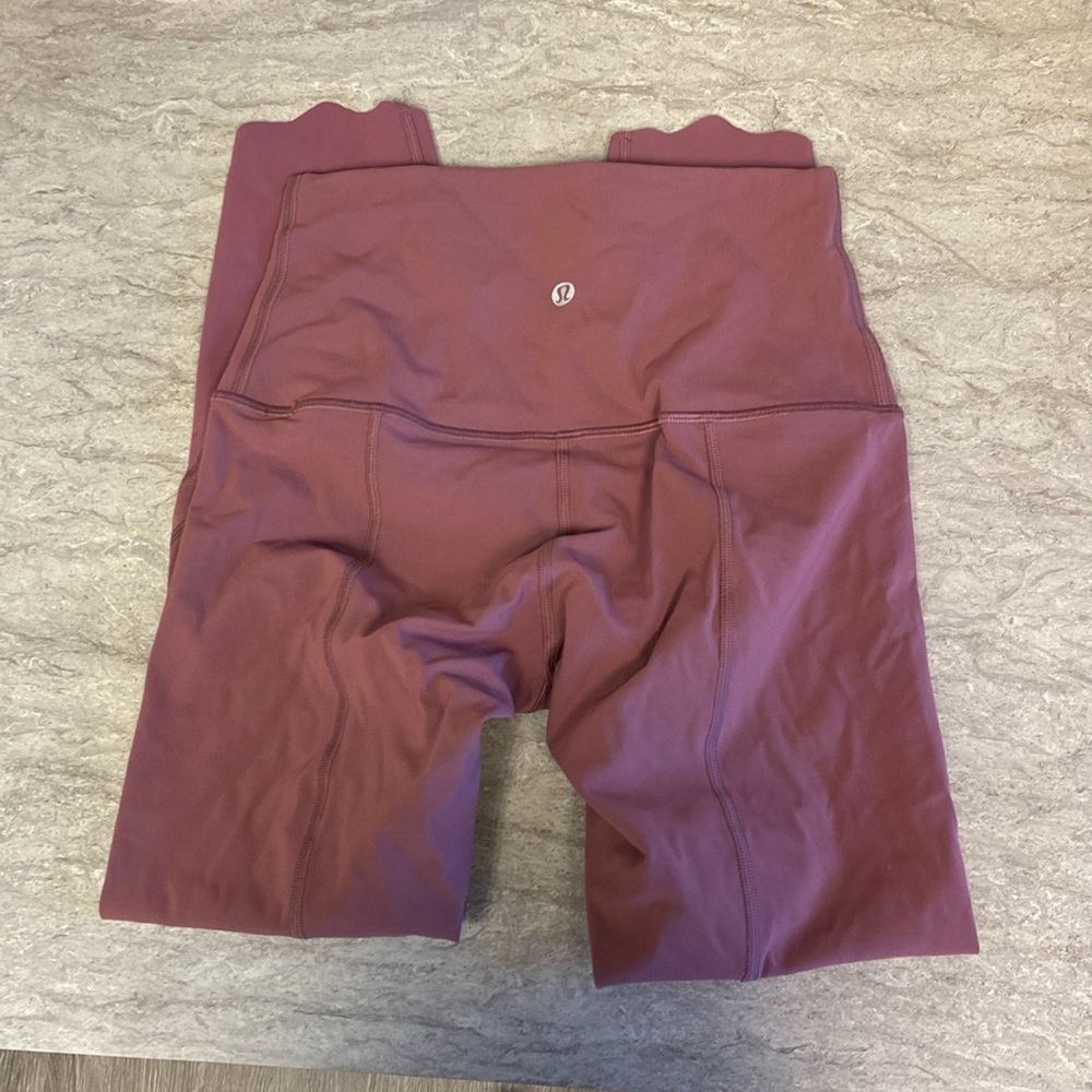 NWOT Lululemon Wunder Under Crop High-Rise *Roll Down Scallop